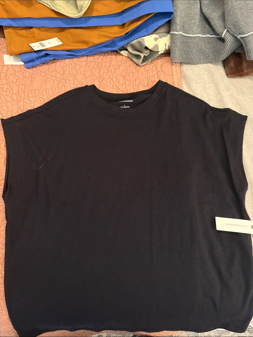 Anthropologie Men's Oversized Short-Sleeve Crewneck Shirt in Black